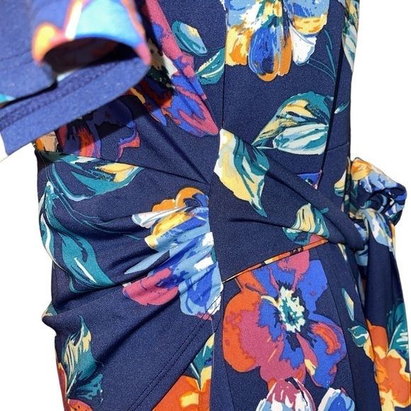 Kate & Mallory Women's Top Size M Blue Floral Wrap Tie Around Waist Short Sleeve - Picture 6 of 12